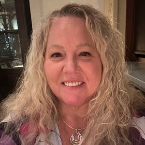 Meet your Posher, Melanie